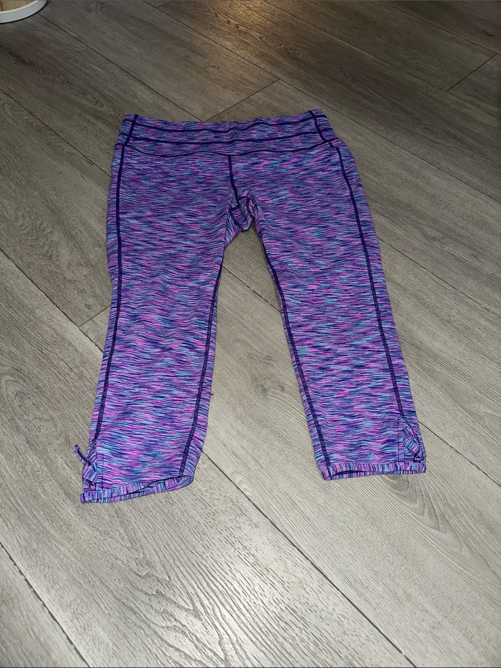 Roadrunner women’s  Purple Space-Dye Leggings size large